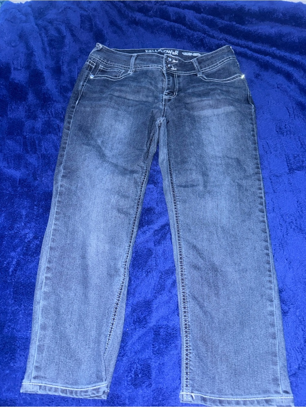 Wallflower Women's Dark Blue Straight-Leg Jeans